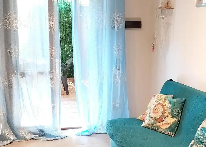 Acquamarina דירה *